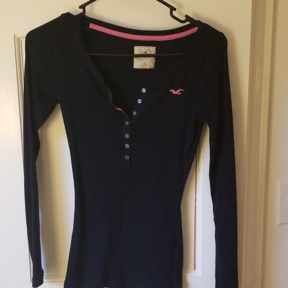 Hollister henley